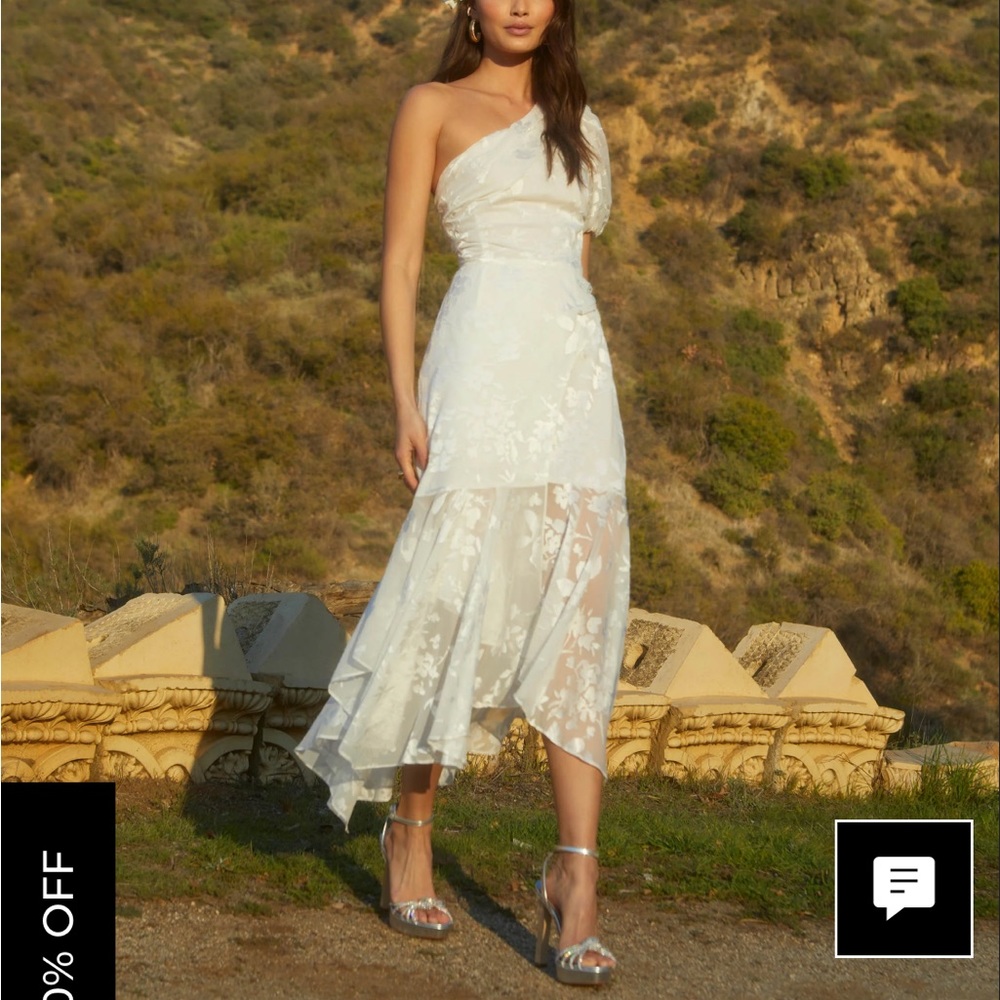 ASTR Santorini one shoulder dress